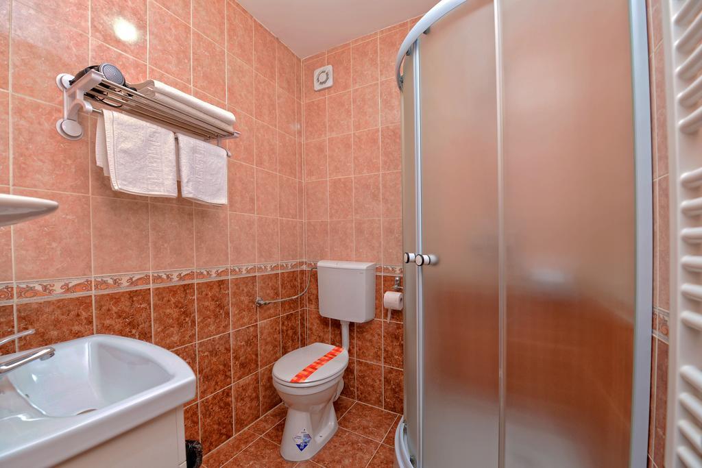 Pensiunea Beatrice Vatra Dornei Zimmer foto